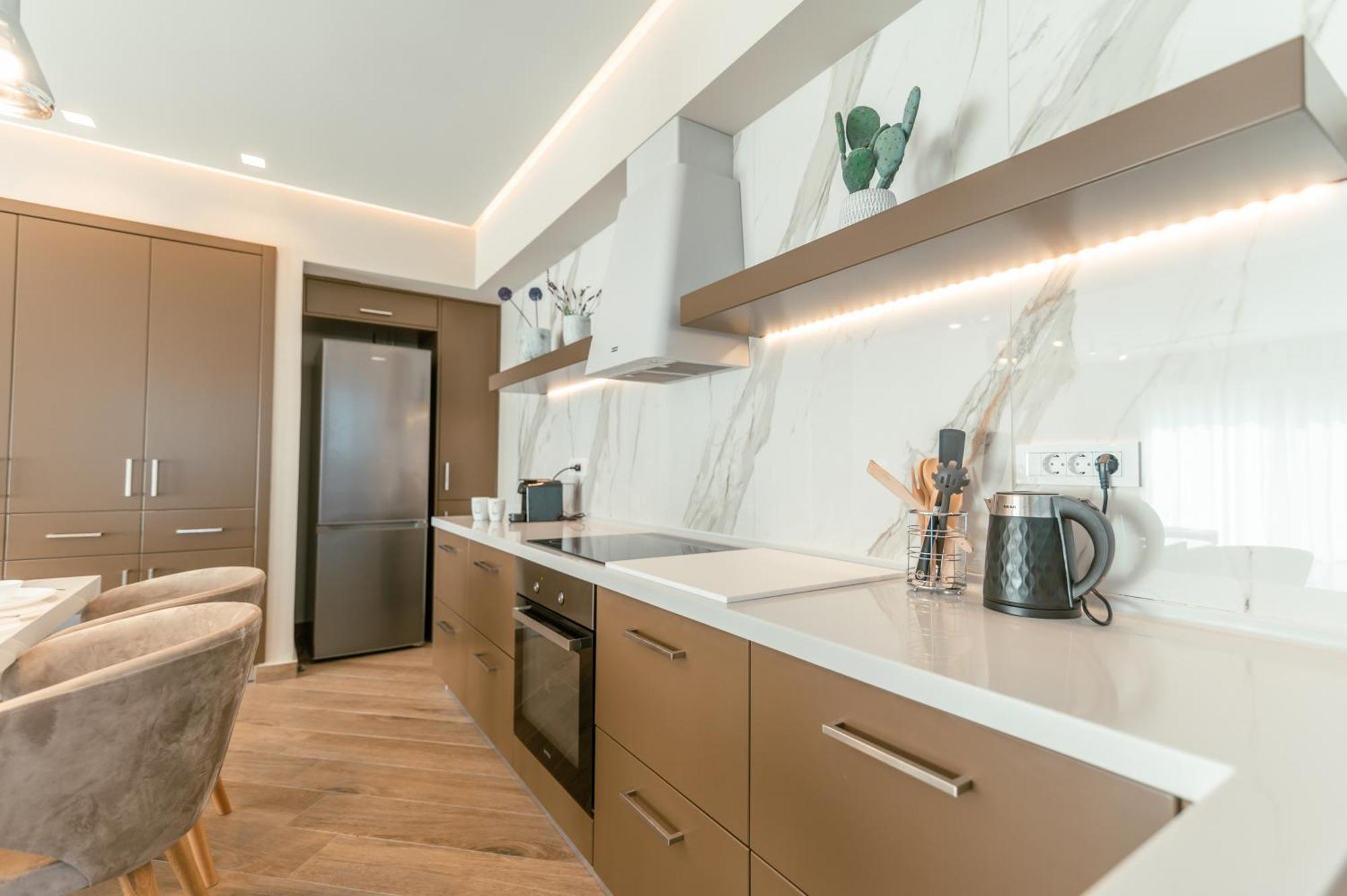 Brand New Elegant Suite Πλατάνι Εξωτερικό φωτογραφία